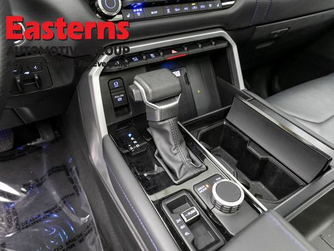 Used 2023 Toyota Tundra Platinum AWD/4WD image 13