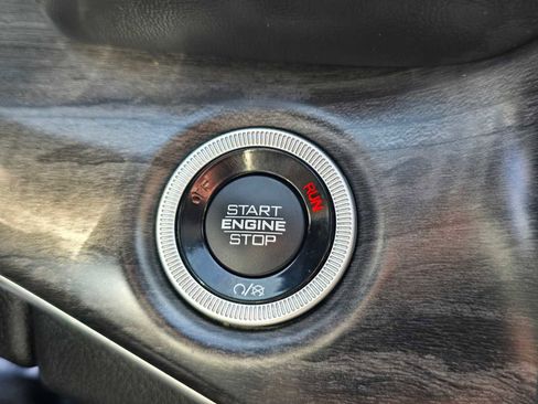 Used 2021 Jeep Grand Cherokee L Limited image 35