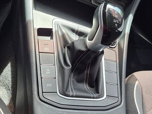 Used 2025 Volkswagen Jetta Sport FWD image 12