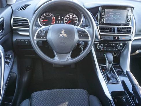 Used 2019 Mitsubishi Eclipse Cross ES FWD image 15