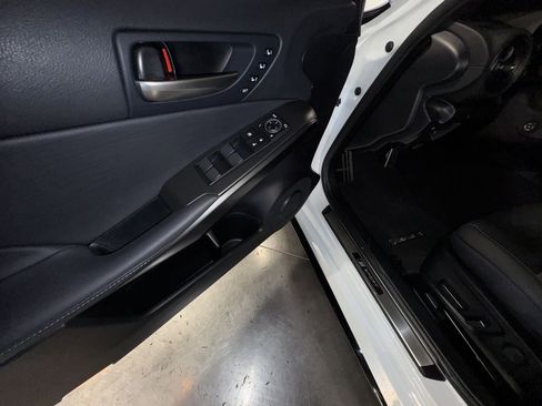 Used 2025 Lexus IS 350 F Sport image 21