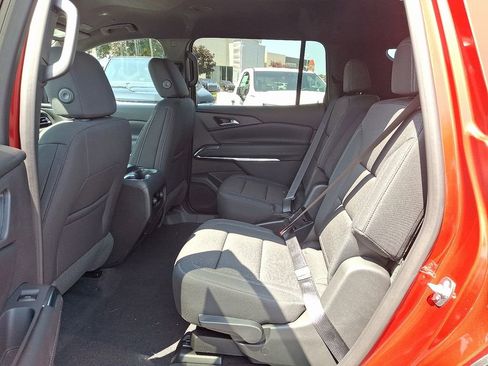 New 2026 Chevrolet Traverse LT w/ Driver Confidence Package image 5