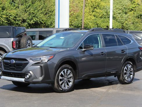 Used 2024 Subaru Outback Limited image 4