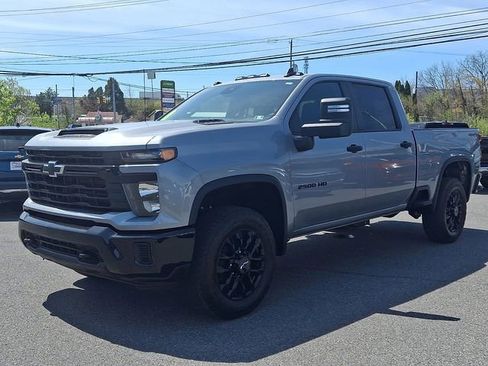 Certified 2026 Chevrolet Silverado 2500 Custom w/ Custom Convenience Package AWD/4WD image 3