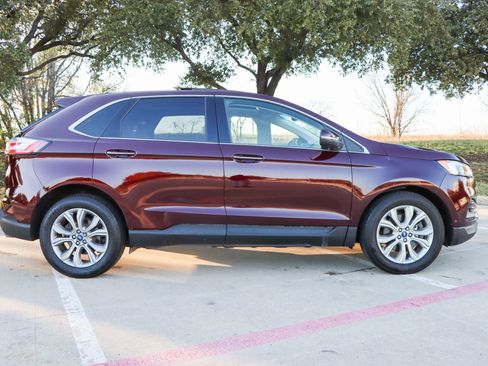 Used 2019 Ford Edge Titanium w/ Equipment Group 301A image 8