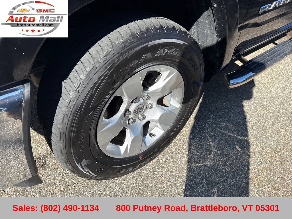 Used 2025 RAM 1500 Big Horn AWD/4WD image 11