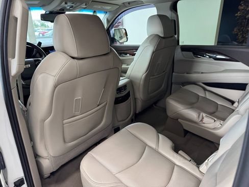 Used 2015 Cadillac Escalade ESV Premium AWD/4WD image 48