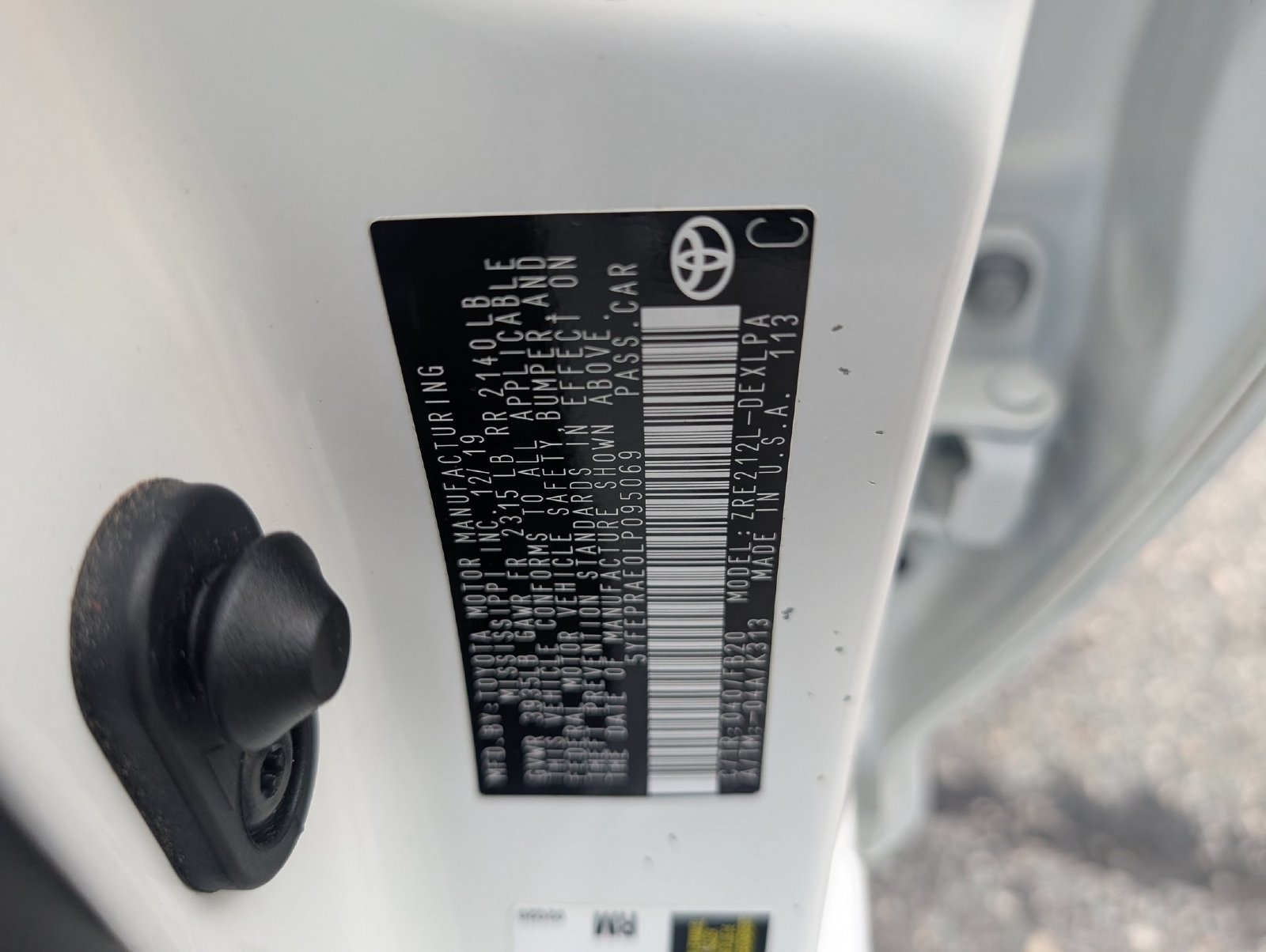 Used 2020 Toyota Corolla LE FWD image 29