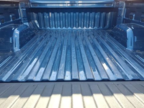 Used 2024 Chevrolet Silverado 1500 Custom RWD image 10