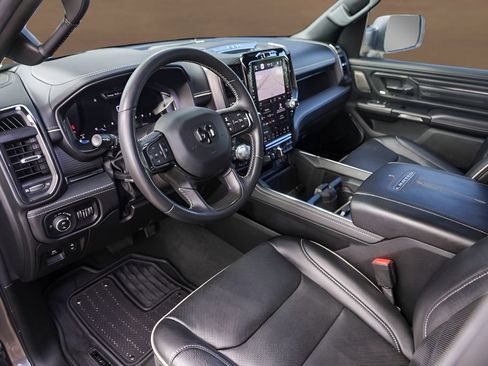 Used 2024 RAM 1500 Limited AWD/4WD image 12