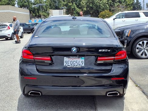 Used 2023 BMW 530e w/ Convenience Package RWD image 5