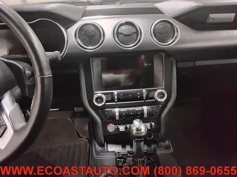 Used 2022 Ford Mustang GT Premium w/ Equipment Group 401A RWD image 12