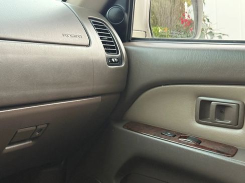 Used 1997 Toyota 4Runner Limited image 13