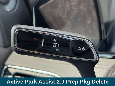 Used 2022 Lincoln Navigator L Reserve AWD/4WD image 11