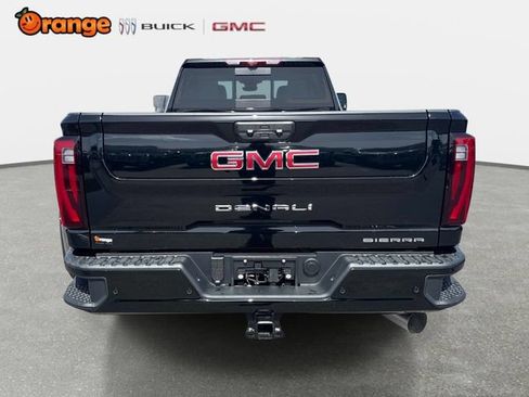 New 2026 GMC Sierra 3500 Denali w/ Denali Reserve Package AWD/4WD image 4