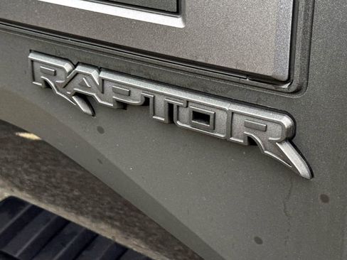 Used 2019 Ford F150 Raptor w/ Equipment Group 802A Luxury AWD/4WD image 8