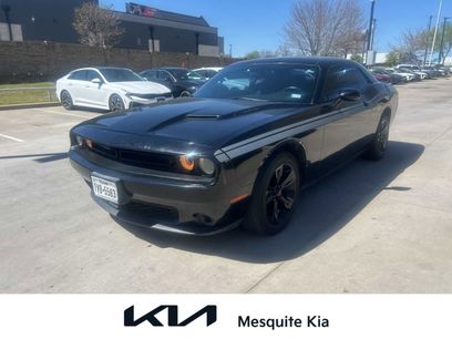 Used 2015 Dodge Challenger SXT