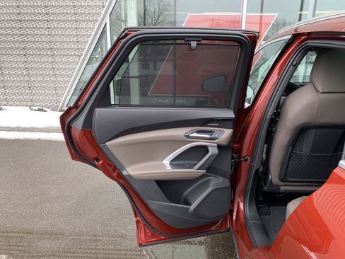 New 2025 Audi Q5 Premium Plus image 13