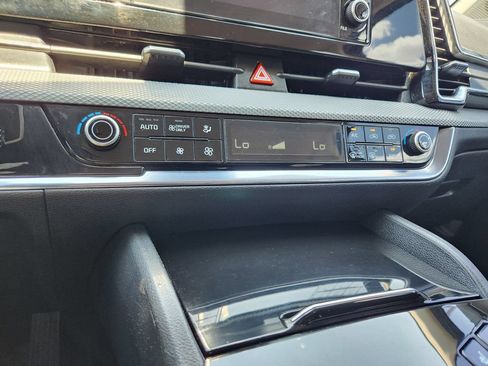 Certified 2023 Kia Sportage LX AWD/4WD image 18