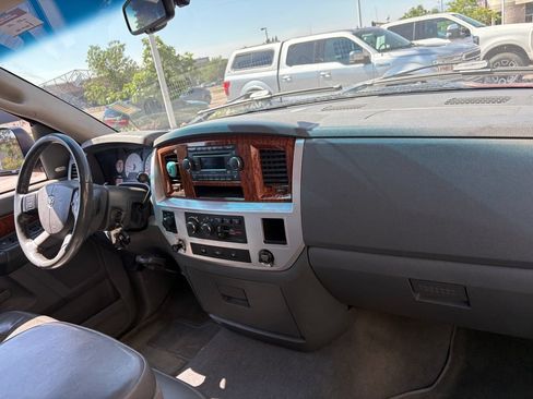 Used 2006 Dodge Ram 2500 Truck Laramie AWD/4WD image 30