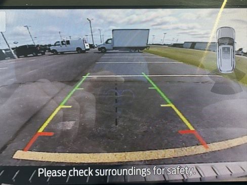 Used 2022 Ford Explorer XLT w/ Equipment Group 202A image 44