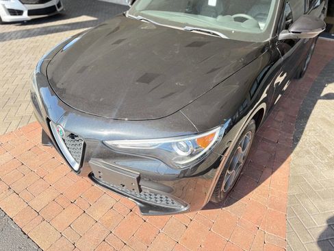 Used 2018 Alfa Romeo Stelvio Ti Sport image 31