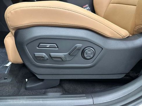 New 2026 Hyundai Santa Fe Calligraphy FWD image 10