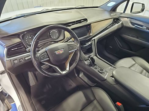 Used 2023 Cadillac XT6 Sport w/ Platinum Package AWD/4WD image 17