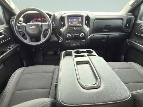 Used 2022 Chevrolet Silverado 1500 Custom AWD/4WD image 16