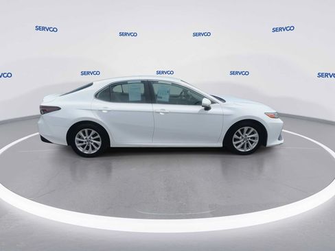 Used 2022 Toyota Camry LE FWD image 9