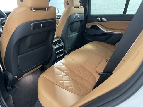 Certified 2024 BMW X5 xDrive40i w/ Premium Package image 13