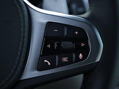 New 2026 BMW X5 xDrive50e w/ Executive Package image 35