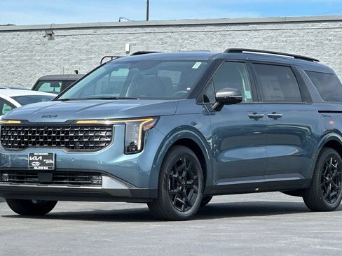 New 2026 Kia Carnival SX w/ SX Dark Edition Package FWD image 8