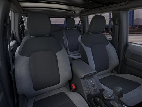 New 2026 Ford Bronco 4-Door AWD/4WD image 10
