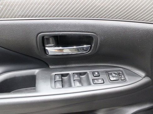 Used 2020 Mitsubishi Outlander SEL image 15