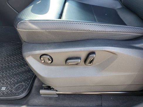 Used 2022 Volkswagen Atlas Cross Sport SE image 15