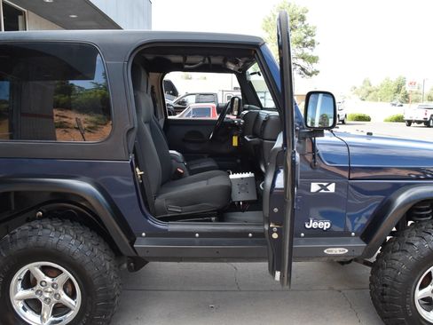 Used 2006 Jeep Wrangler X AWD/4WD image 19