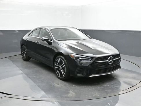Used 2025 Mercedes-Benz CLA 250 image 22