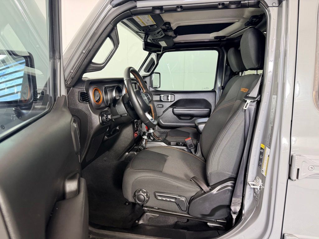 Used 2023 Jeep Gladiator Mojave w/ LED Lighting Group AWD/4WD image 27