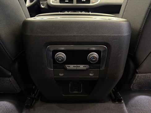 Used 2021 Chevrolet Tahoe LT image 29