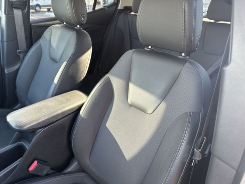 Certified 2022 Buick Encore GX Preferred image 11