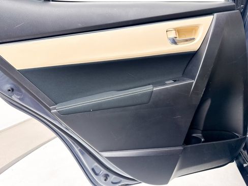 Used 2017 Toyota Corolla LE w/ Carpet Mat Package (TMS) FWD image 22