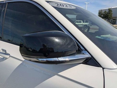 Used 2023 Jeep Grand Cherokee Overland w/ Luxury Tech Group IV image 12