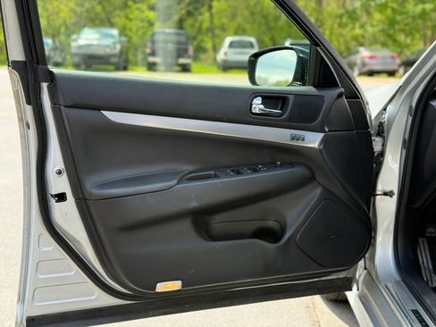 Used 2013 INFINITI G37 Journey w/ Premium Pkg RWD image 8