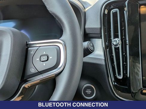 New 2026 Volvo XC40 B5 Ultra w/ Climate Package image 18