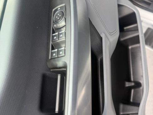Used 2022 Ford F150 XLT w/ XTR Package AWD/4WD image 18