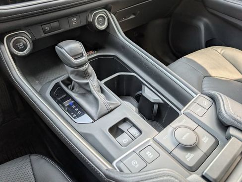 Used 2024 Toyota Grand Highlander AWD image 24