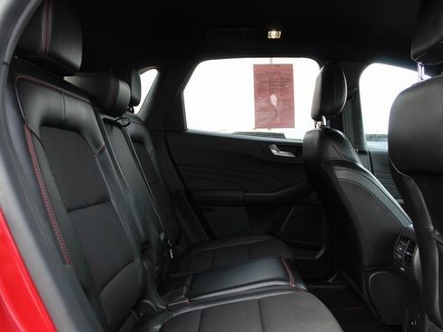 Used 2023 Ford Escape ST-Line w/ Cold Weather Package FWD image 17