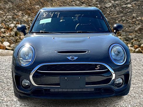 Used 2017 MINI Cooper Clubman S image 3