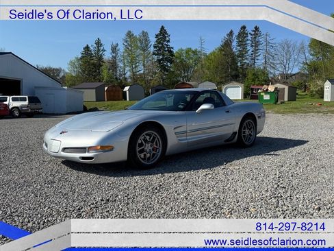 Used 2001 Chevrolet Corvette Z06 w/ Memory Pkg RWD image 10
